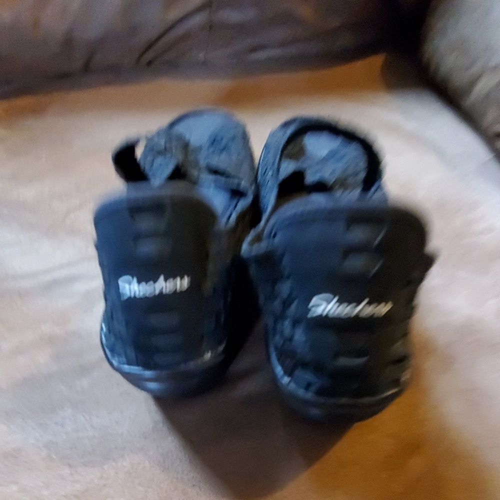 Shoes - Picture 2 of 2